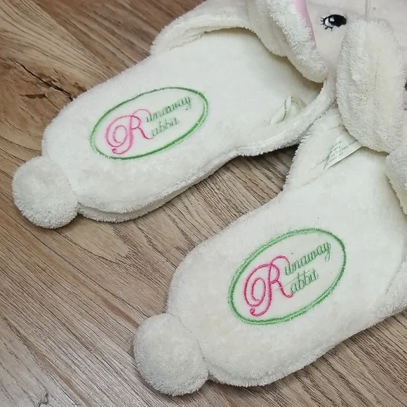 Runaway Rabbit Creations Plush Bunny Slippers Off White House Shoes Pink Black - Picture 4 of 9